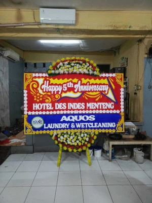 Papan Bunga di Pondoh Juntinyuat