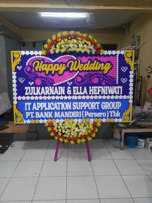 Papan Bunga di Pondoh Juntinyuat